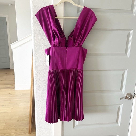 NWT Amur Tilly Pleated Satin Off Shoulder Dress Anthropologie BHLDN - Picture 9 of 12